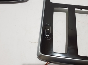 AUDI Q8 (2018–2026) Dashboard trim - 3