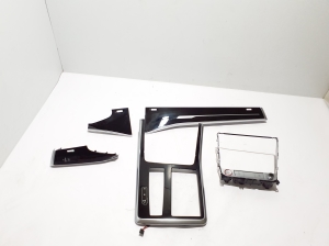 Dashboard trim