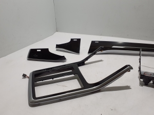 AUDI Q8 (2018–2026) Dashboard trim - 5