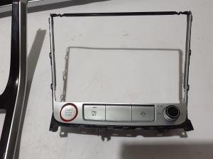 AUDI Q8 (2018–2026) Dashboard trim - 7