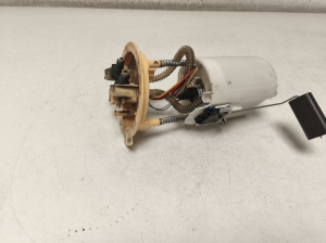 Mercedes Benz CLA-Class W117 (2013–2019) Kütusepump paagis A2464701494 - 4