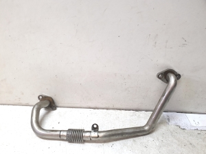 AUDI A4 B8 (2007–2016) EGR valve pipe 03G131521AK - 4