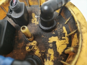 AUDI Q5 (2008–2017) Kütusepump paagis 8R0919050D - 5