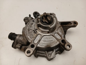 Mercedes Benz S-Class 221 (2005–2013) Vaakumpump A2762300165 - 3