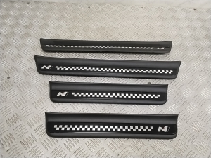 Inner sill trim - 85888GI100