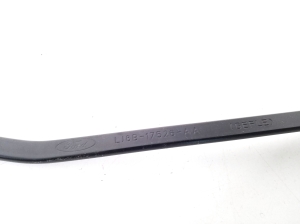 Ford Mustang Mach-E Mach-E (2020–2026) Windshield wiper arm LJ8B17526AA - 3