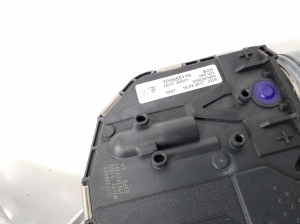 Porsche Cayenne (2010–2017) Windshield wiper mechanism 7P0955119 - 4