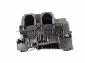 Ford Mustang Mach-E Mach-E (2020–2026) Kaitsmeplokid LJ8T14D068NAB - 3