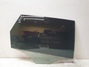 Rear side door glass - 00085