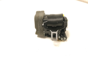 Mercedes Benz C-Class 204 (2007–2014) Tagumine turvavöö A2048605686 - 2