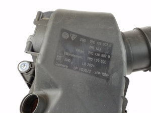Porsche Cayenne (2010–2017) Luftfiltergehäuse 7P0129607B - 2