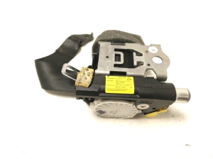 Mercedes Benz C-Class 204 (2007–2014) Tagumine turvavöö A2048605586 - 2