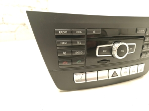 Mercedes Benz C-Class 204 (2007–2014) Autoraadio A2049004714 - 4