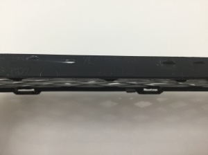 Volkswagen Touareg I (2002–2010) Priekšējā bampera apakšējā reste 7L6853676 - 2
