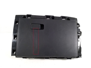   Glove box  - LJ8BR06040AAW 