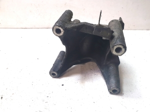 Volkswagen Touareg I (2002–2010) Engine bracket 070199308A - 4