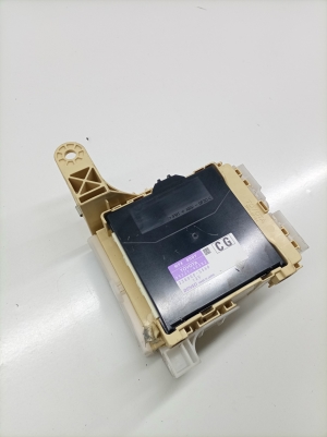 TOYOTA RAV 4 A4 (2012–2018) Komforta bloks 63583373 - 3