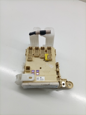 TOYOTA RAV 4 A4 (2012–2018) Komforta bloks 63583373 - 4
