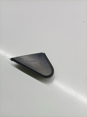 TOYOTA RAV 4 A4 (2012–2018) Mirror triangle trim 6011842020 - 2