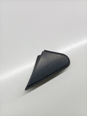 TOYOTA RAV 4 A4 (2012–2018) Mirror triangle trim 6011842020 - 3