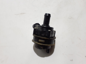 Ford Mustang Mach-E Mach-E (2020–2026) Tsirkulatsioonipump 19081E90024 - 3