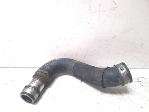 Volkswagen Touareg I (2002–2010) Intercooler hose - 2