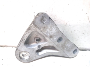 Volkswagen Polo V (2009–2017) Engine bracket 6R0199185A - 2