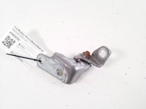 Ford Mustang Mach-E Mach-E (2020–2026) Front door lower hinge JX7BA22810AB - 2