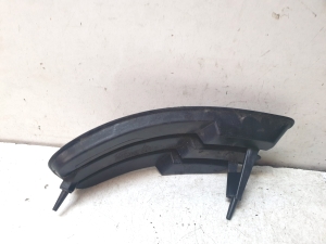 Ford Focus (2004–2011) Priekšējā bampera apakšējā reste - 2