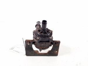 Ford Mustang Mach-E Mach-E (2020–2026) Tsirkulatsioonipump LJ938K577BC - 4