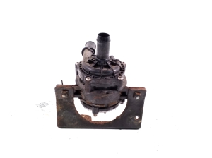 Ford Mustang Mach-E Mach-E (2020–2026) Tsirkulatsioonipump LJ938K577BC - 4