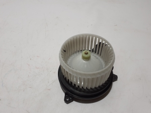   Heater blower motor  - JX6A19846CC 