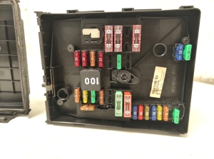 Skoda Octavia II (2004–2013) Fuse boxes 1K0937125D - 2
