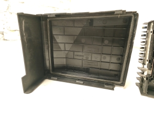 Skoda Octavia II (2004–2013) Fuse boxes 1K0937125D - 3