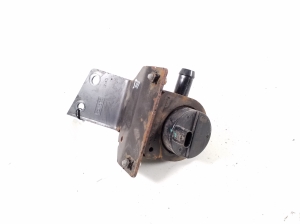 Ford Mustang Mach-E Mach-E (2020–2026) Tsirkulatsioonipump LJ938C590EA - 3