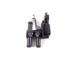   Tsirkulatsioonipump  - LJ938C605BC 