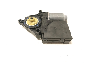 Skoda Octavia II (2004–2013) Esiukse aknatõstuki mootor 5K0959793A - 4