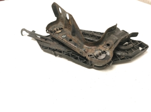 Skoda Octavia II (2004–2013) Esitule kinnitus 1Z0941614 - 5