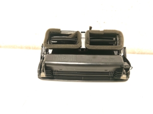 Dashboard air vent grilles - 1Z0820951