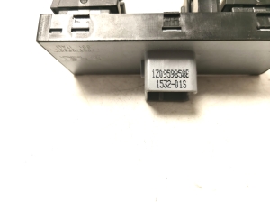 Skoda Octavia II (2004–2013) Front door glass switch 1Z0959858B - 4