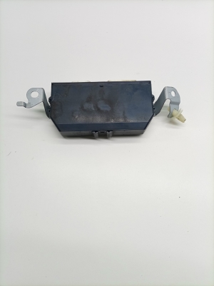 TOYOTA RAV 4 A4 (2012–2018) Module de commande du hayon 8922242033 - 4