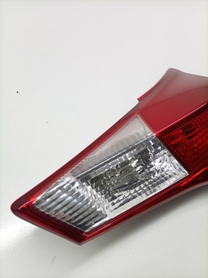 TOYOTA RAV 4 A4 (2012–2018) Rückleuchte Heckleuchte innen 8158142050 - 2