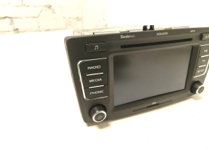 Skoda Octavia II (2004–2013) Radio (head unit) 1Z0035156F - 3