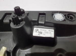BMW X5 G05 (2018–2026) Aizmugurējo durvju logu pacēlājs 9450785 - 3