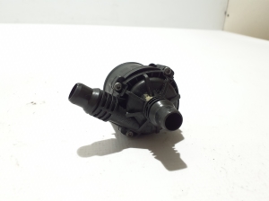 BMW X5 G05 (2018–2026) Auxiliary water pump 8840615 - 4