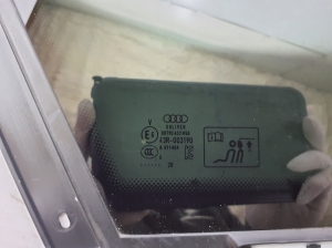 AUDI Q8 (2018–2026) Seitenscheibe hinten (Karosserie) - 3
