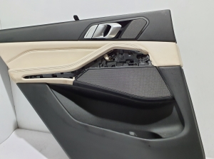 BMW X5 G05 (2018–2026) Tagumise küljeukse polster 9474193 - 4