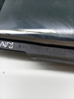 TOYOTA RAV 4 A4 (2012–2018) Aizmugurējo sānu durvju trīsstūrveida stikls 8818842060 - 2