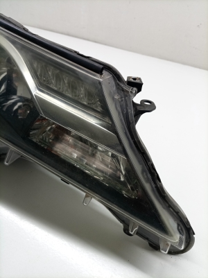   Scheinwerfer und seine Teile  - 8113042562 