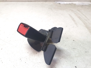 AUDI A4 B8 (2007–2016) Sicherheitsgurtschloss hinten 8K0857740B - 4